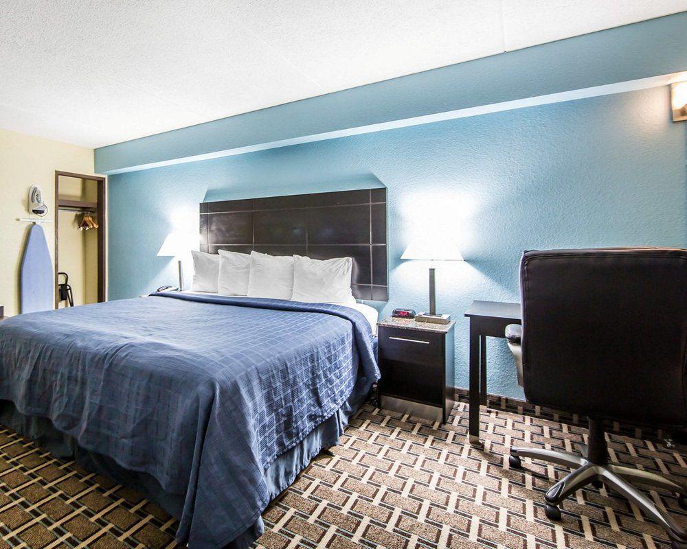Oyo Hotel Knoxville Tn Cedar Bluff I-40 Экстерьер фото