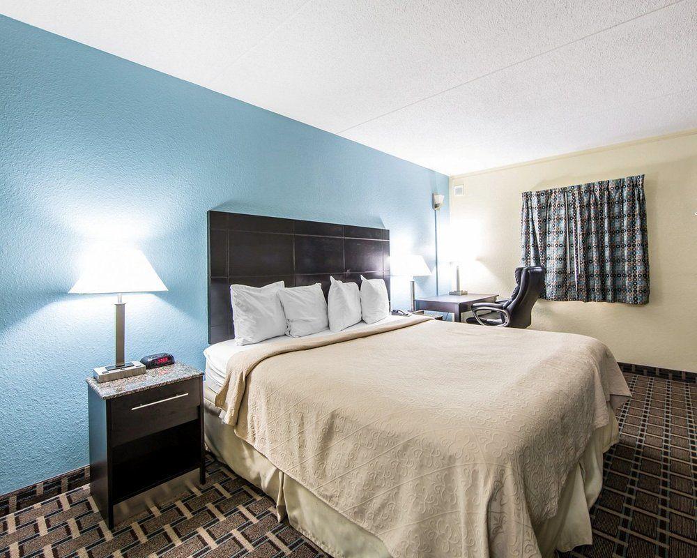 Oyo Hotel Knoxville Tn Cedar Bluff I-40 Экстерьер фото