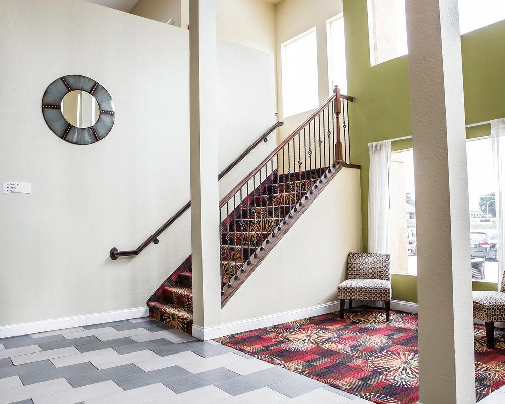 Oyo Hotel Knoxville Tn Cedar Bluff I-40 Экстерьер фото