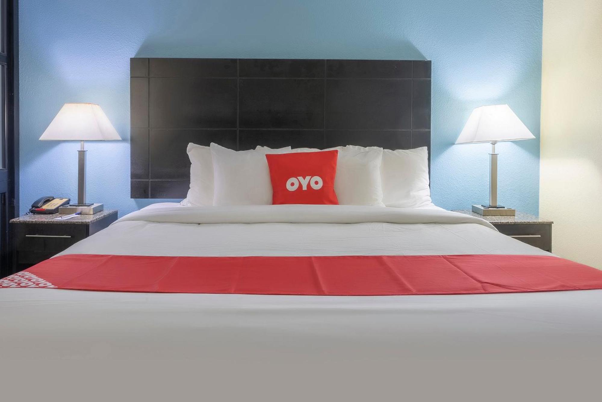Oyo Hotel Knoxville Tn Cedar Bluff I-40 Экстерьер фото