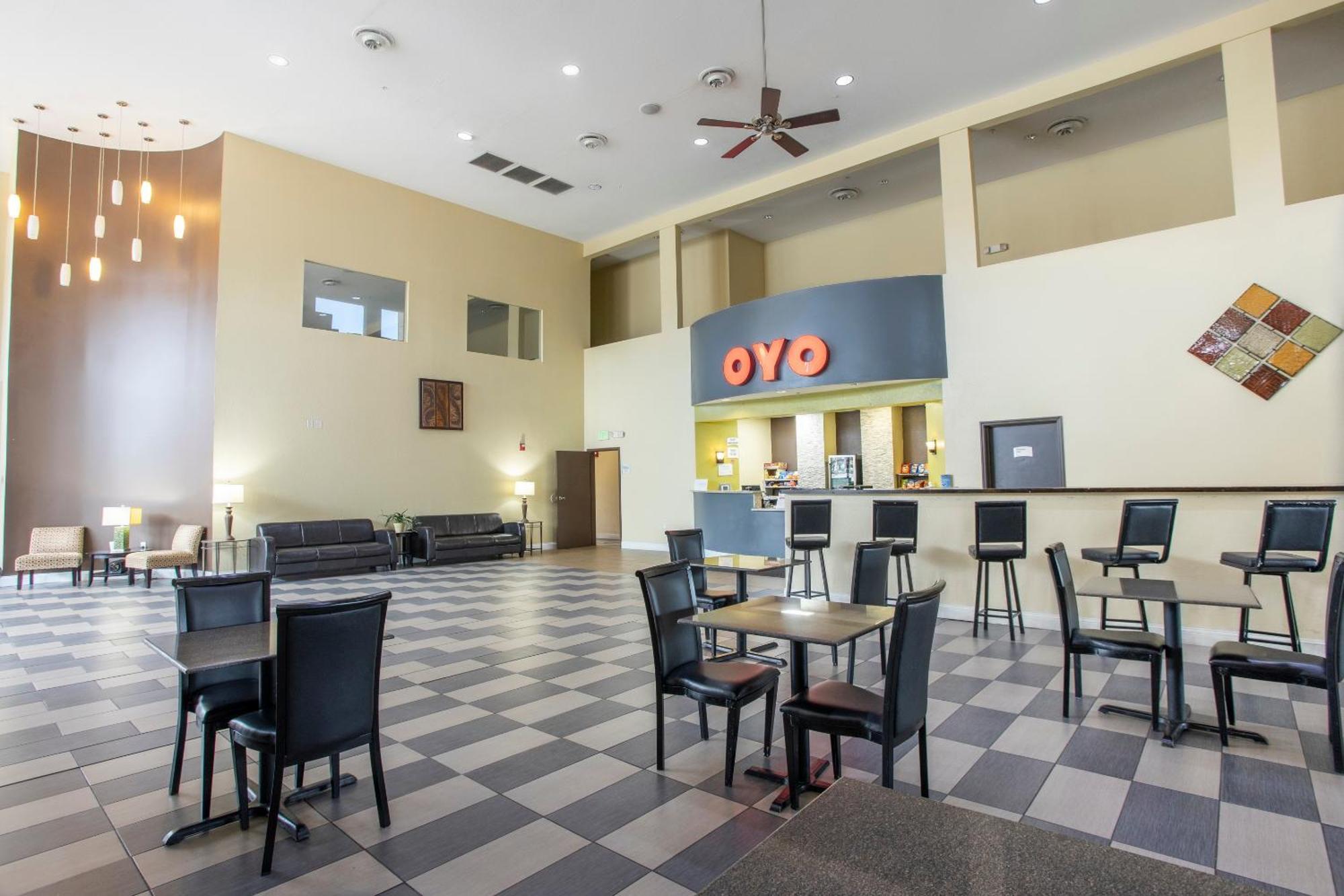 Oyo Hotel Knoxville Tn Cedar Bluff I-40 Экстерьер фото