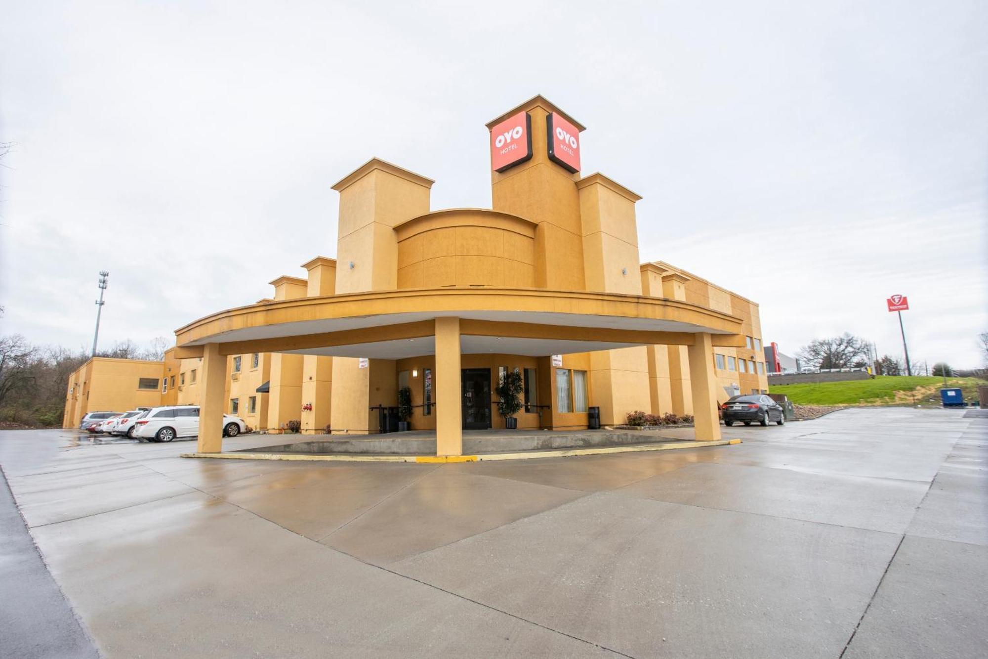 Oyo Hotel Knoxville Tn Cedar Bluff I-40 Экстерьер фото
